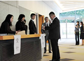 リニューアル記念講演会の会場受付